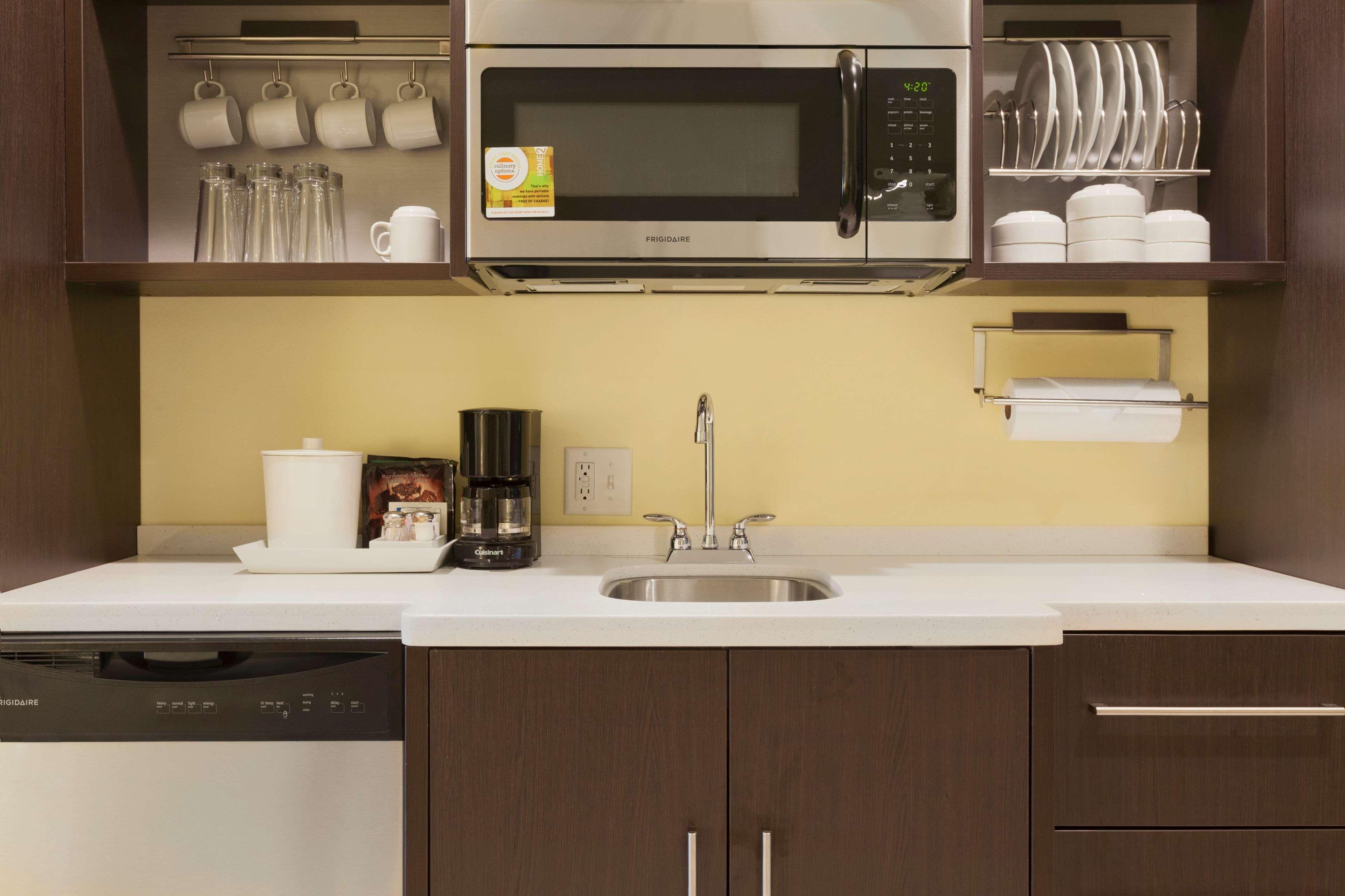 Home2 Suites By Hilton Oklahoma City South Экстерьер фото